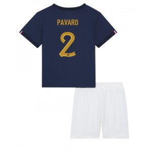 Frankrike Benjamin Pavard #2 babykläder Hemmatröja barn VM 2022 Korta ärmar (+ Korta byxor)